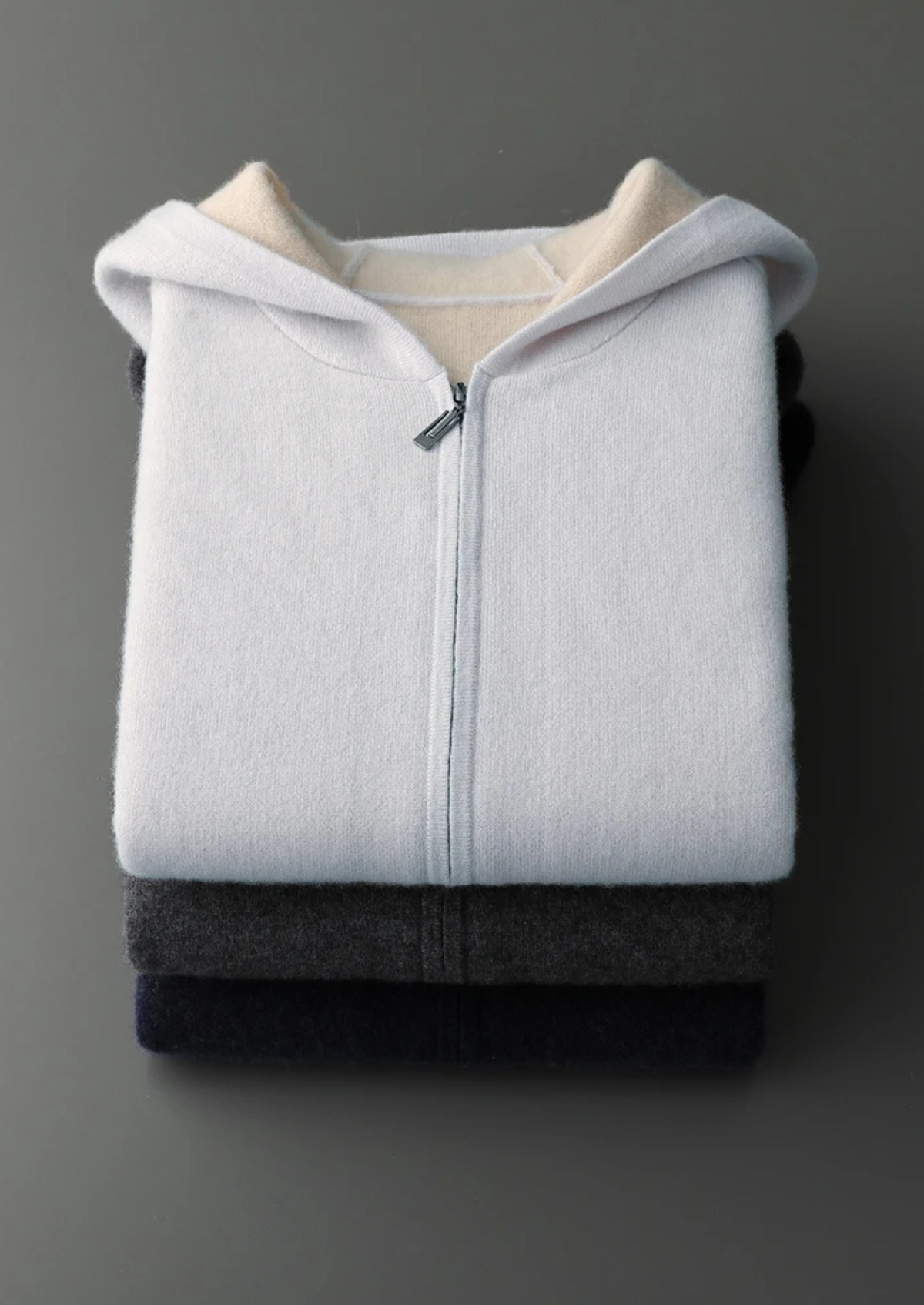 GAEL | SUDADERA BICOLOR CON CREMALLERA.