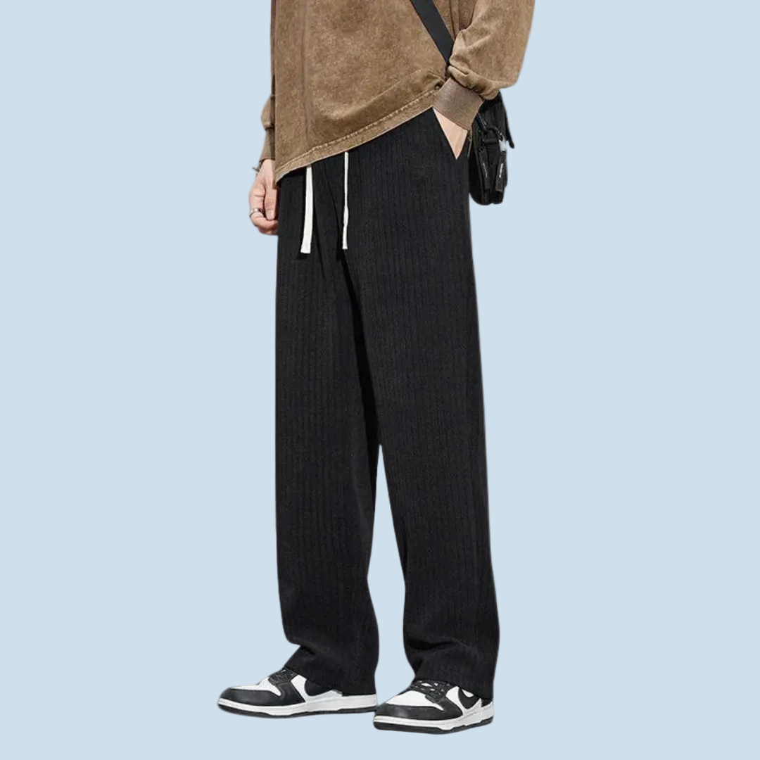 ROMÁN | PANTALÓN CLÁSICO DE CORTE RECTO.