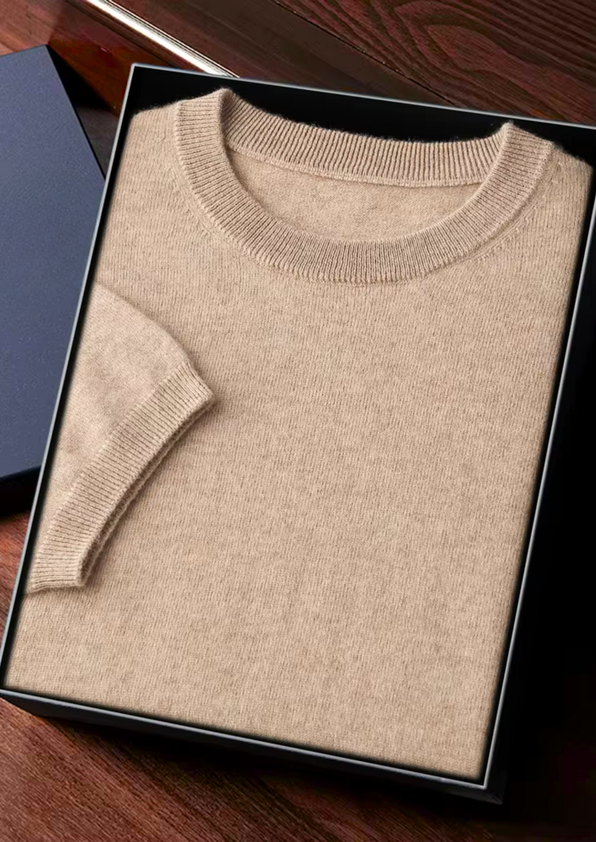 LUCAS | CAMISETA CLÁSICA DE ALGODÓN.