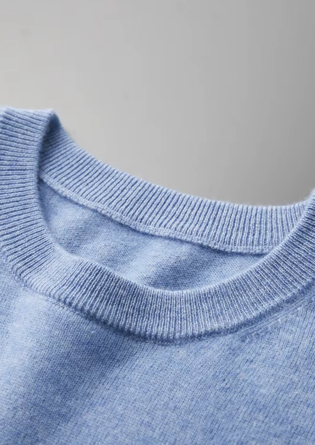 LUCAS | CAMISETA CLÁSICA DE ALGODÓN.