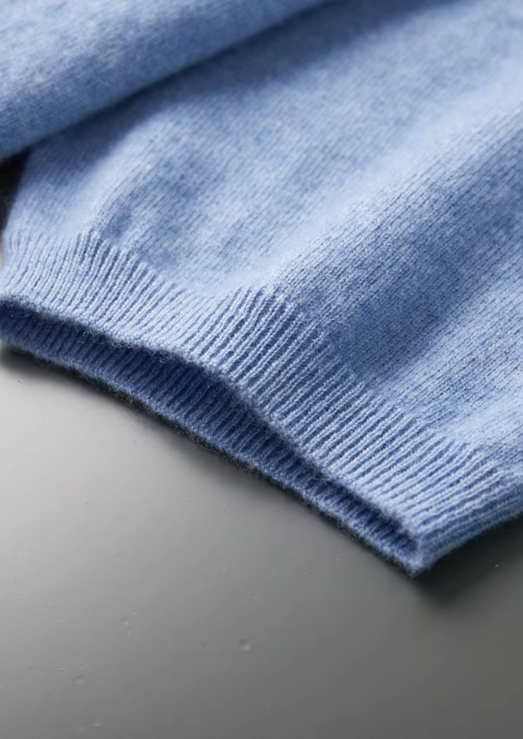 LUCAS | CAMISETA CLÁSICA DE ALGODÓN.