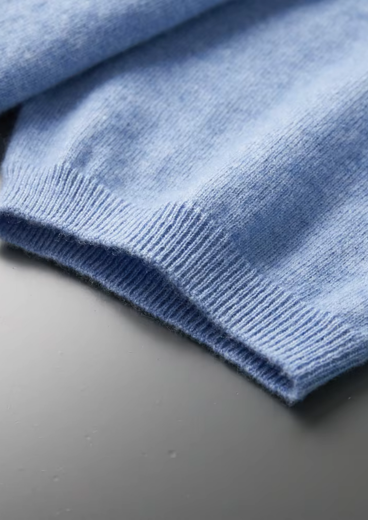 LUCAS | CAMISETA CLÁSICA DE ALGODÓN.