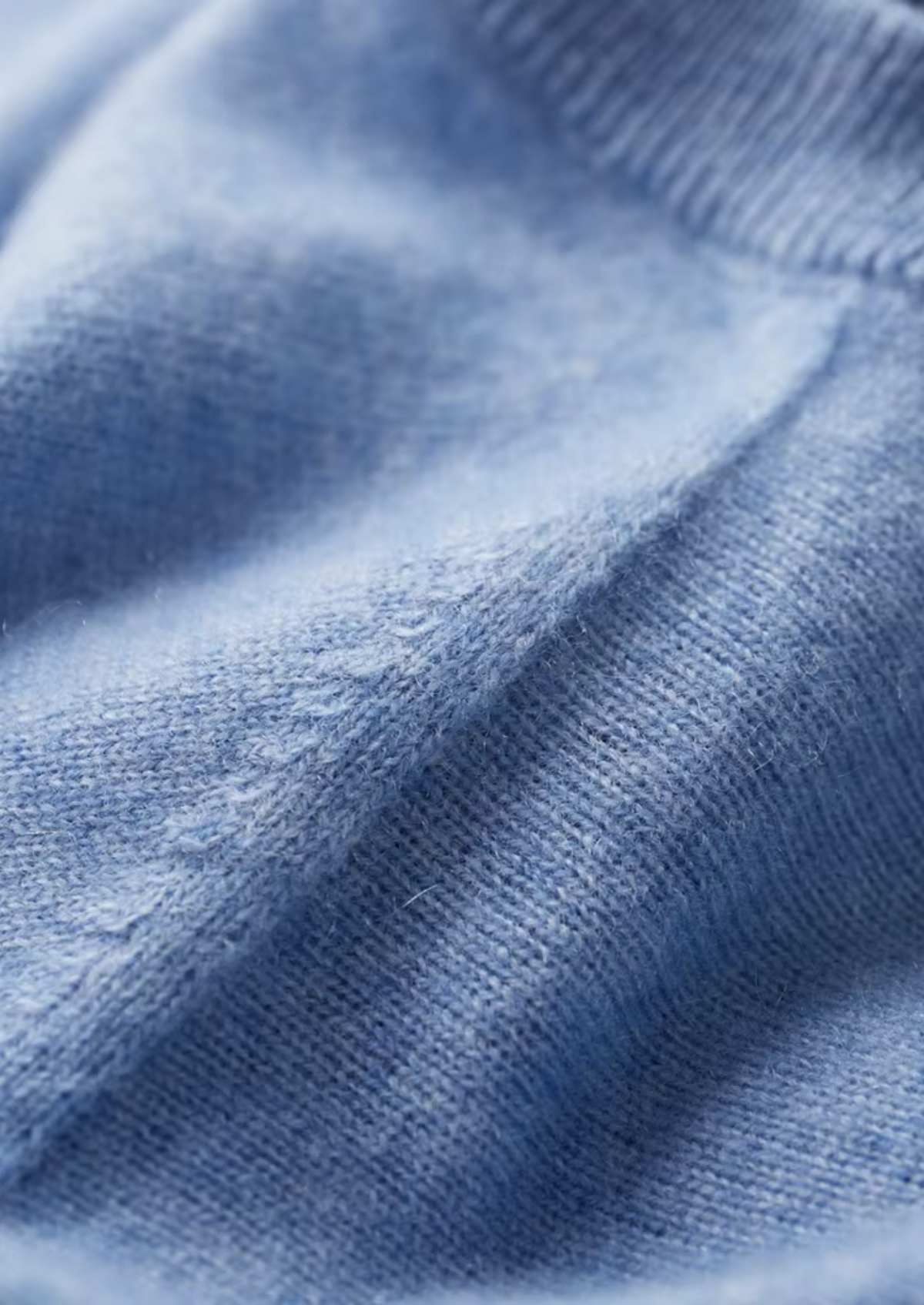 LUCAS | CAMISETA CLÁSICA DE ALGODÓN.