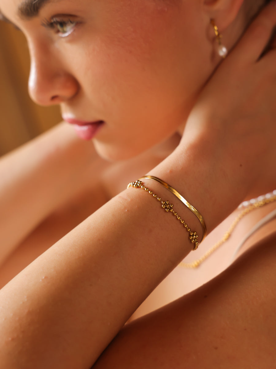 EMMA | PULSERA DE PERLAS ELEGANCE.