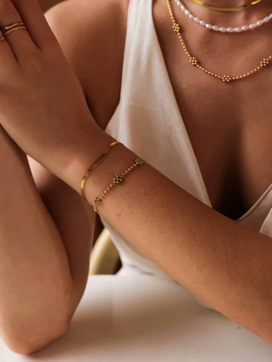 EMMA | PULSERA DE PERLAS ELEGANCE.