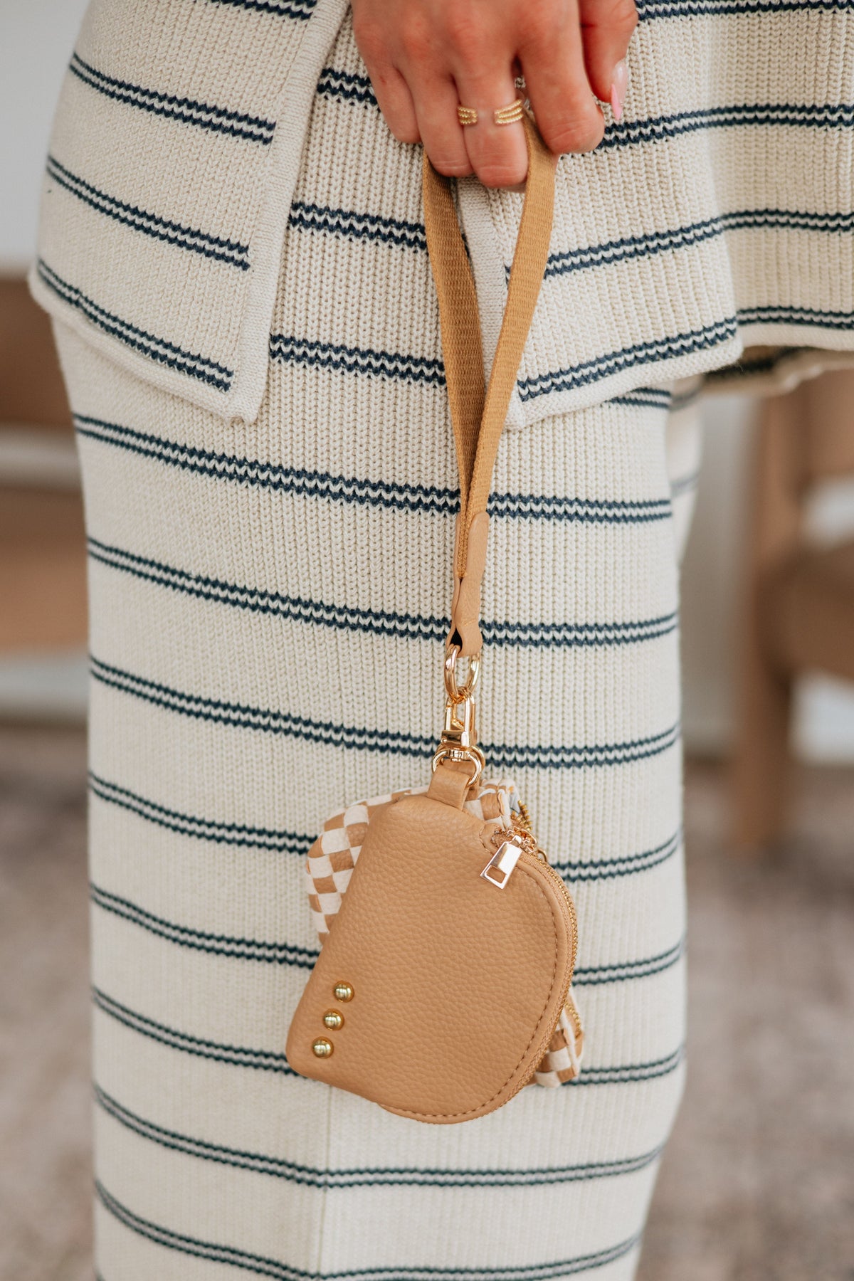 MARA | BOLSO BANDOLERA DE CUADROS.