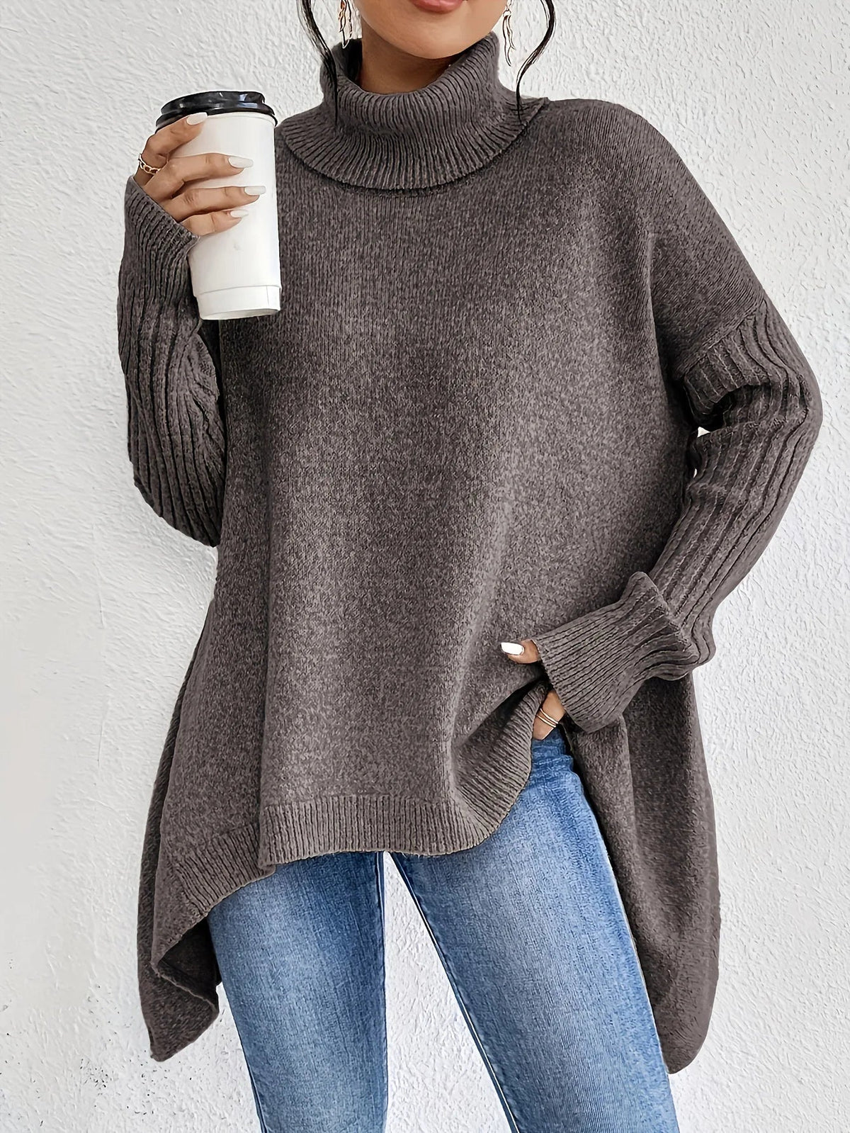 Paloma | Suéter Oversize de Cachemira con Cuello Alto