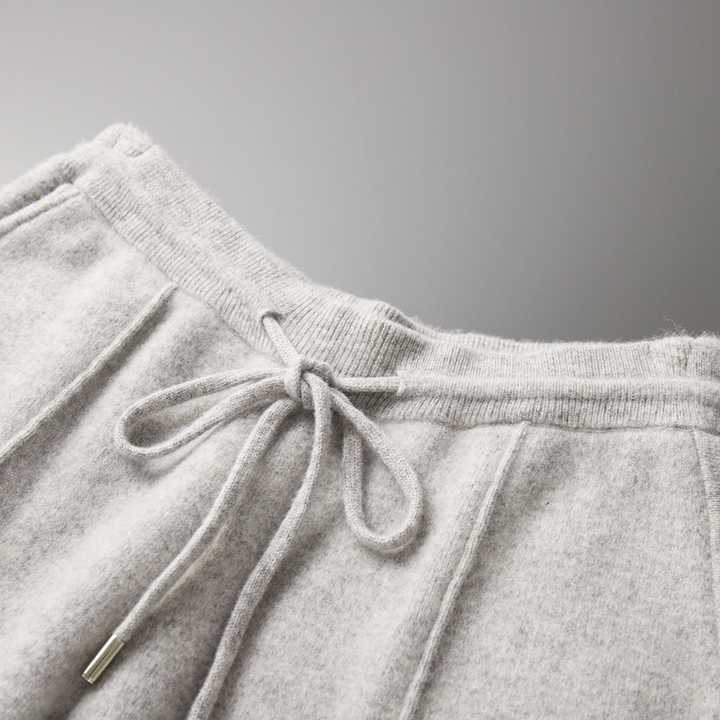 ETHAN | PANTALÓN 100 % CACHEMIRA.