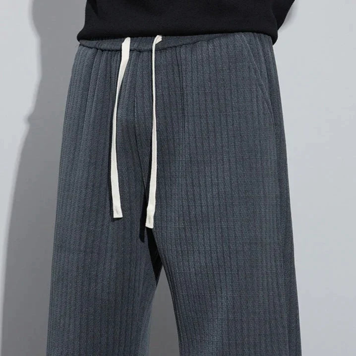 ROMÁN | PANTALÓN CLÁSICO DE CORTE RECTO.