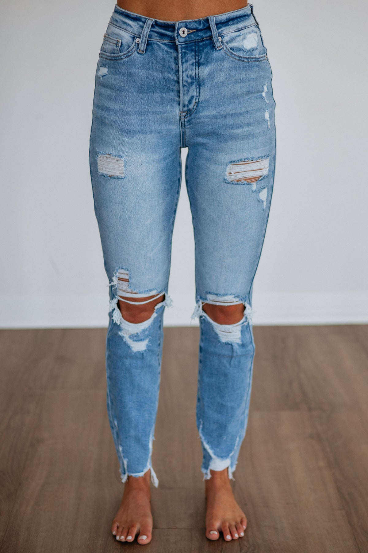 BELÉN | VAQUEROS STRAIGHT FIT.