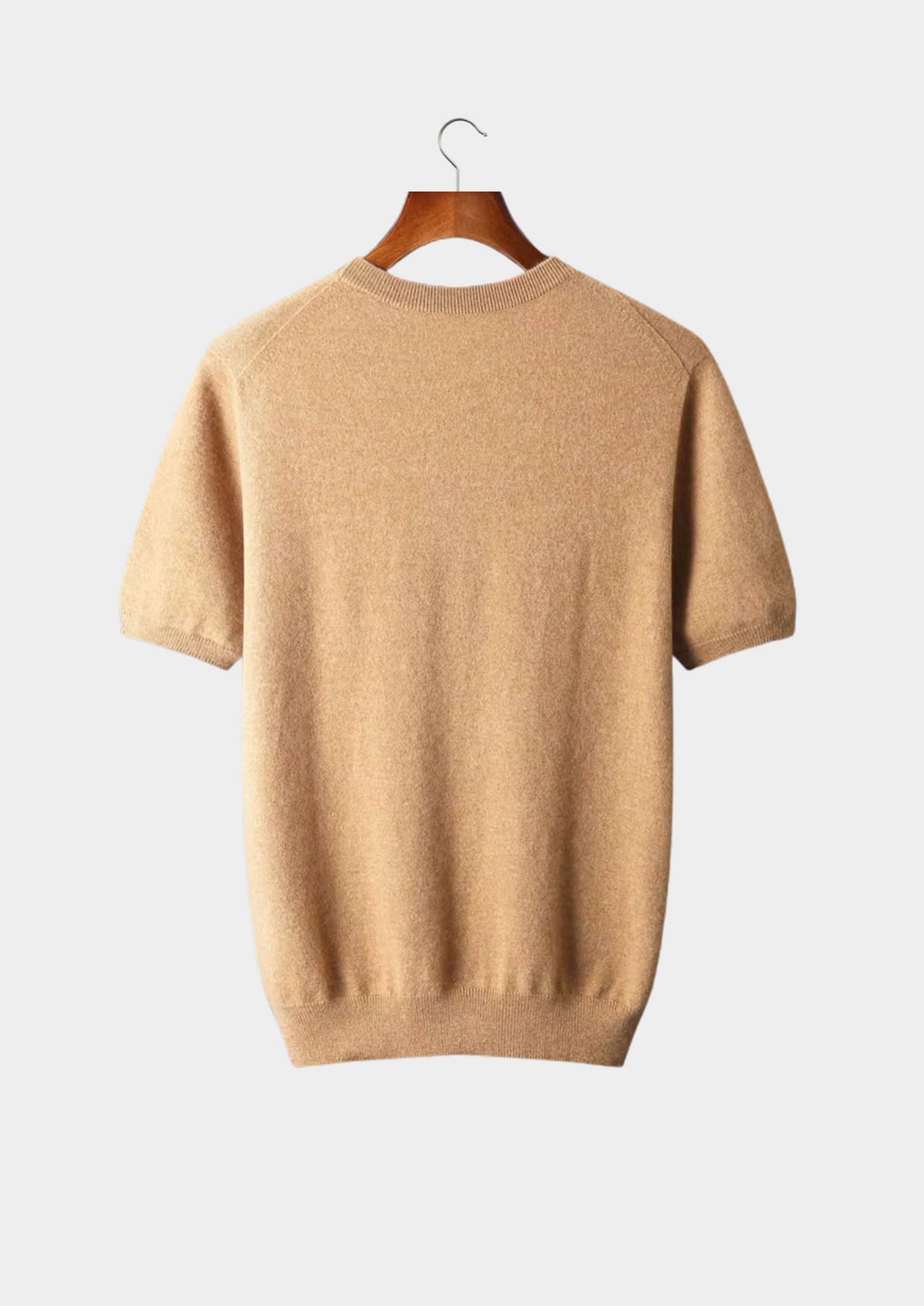 LUCAS | CAMISETA CLÁSICA DE ALGODÓN.