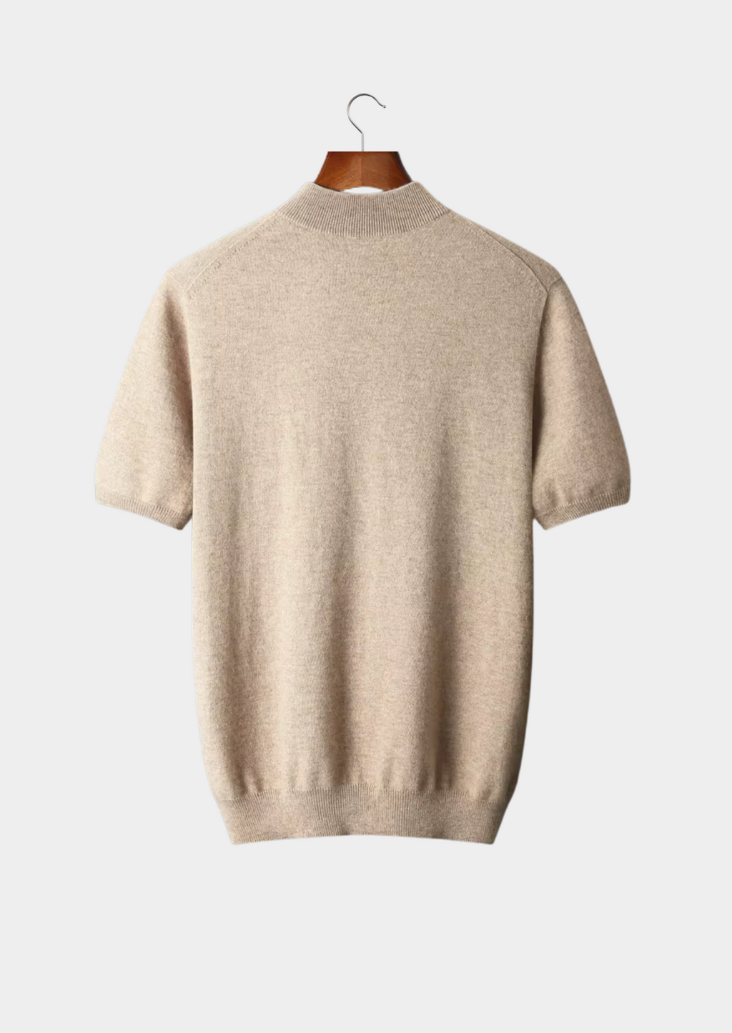 MATEO | CAMISETA DE CUELLO ALTO PREMIUM.