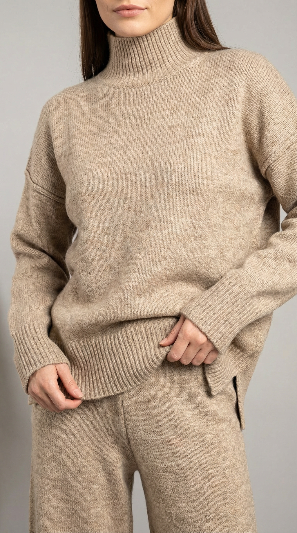 Paloma | Conjunto de Suéter de Cuello Alto de Punto y Pantalones Vaqueros