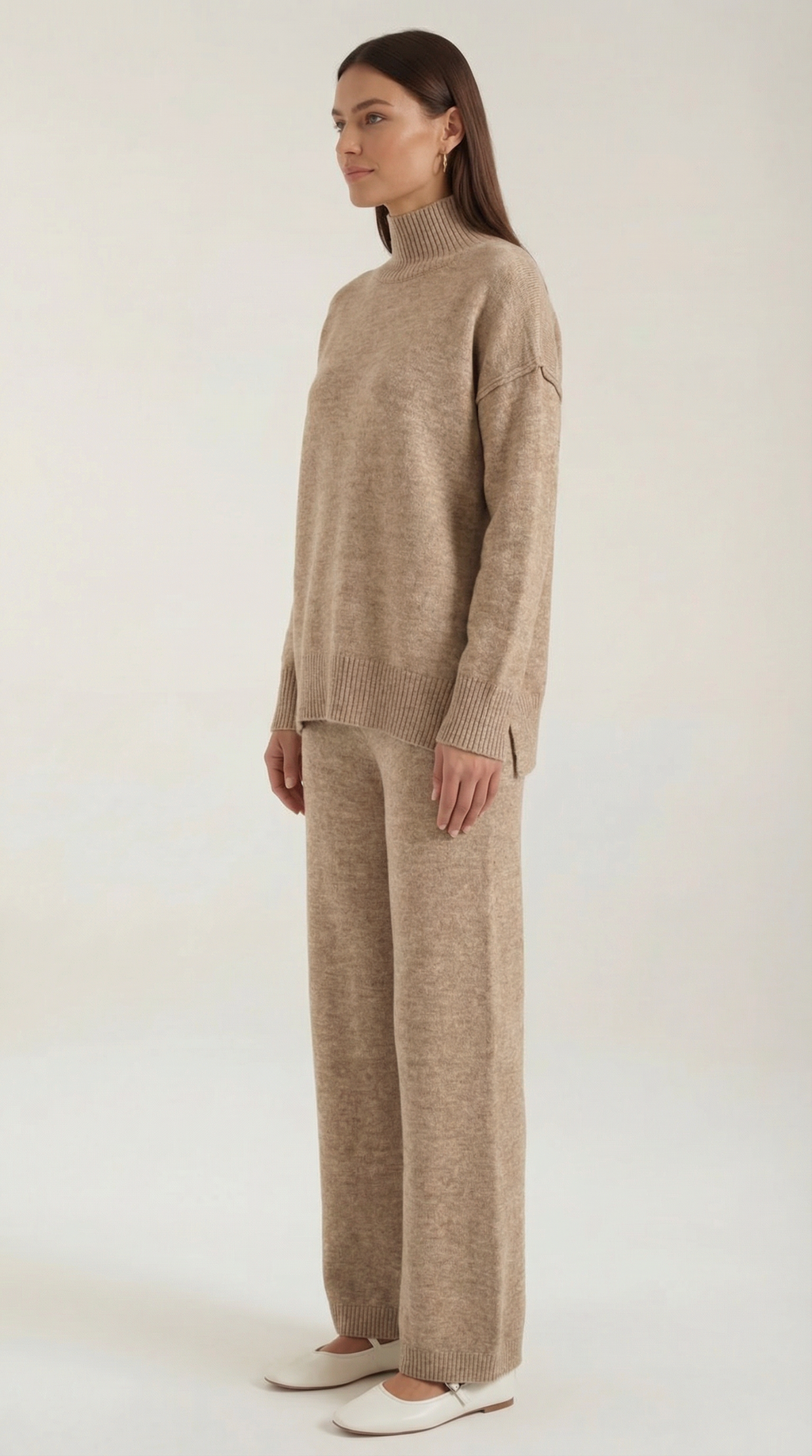 Paloma | Conjunto de Suéter de Cuello Alto de Punto y Pantalones Vaqueros