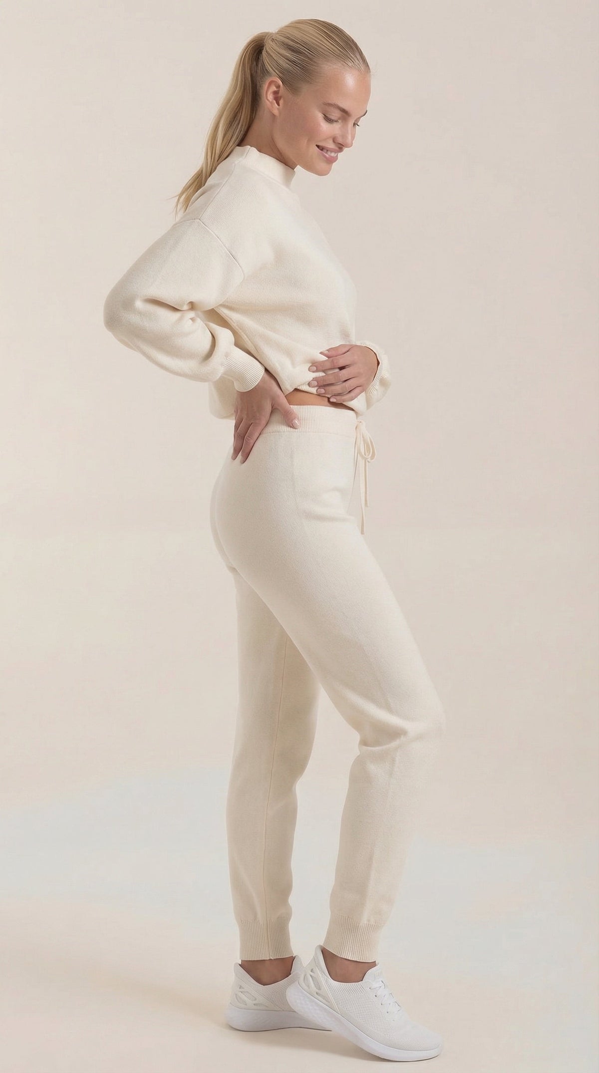 Mavis | Conjunto Lounge de Punto con Cuello Alto