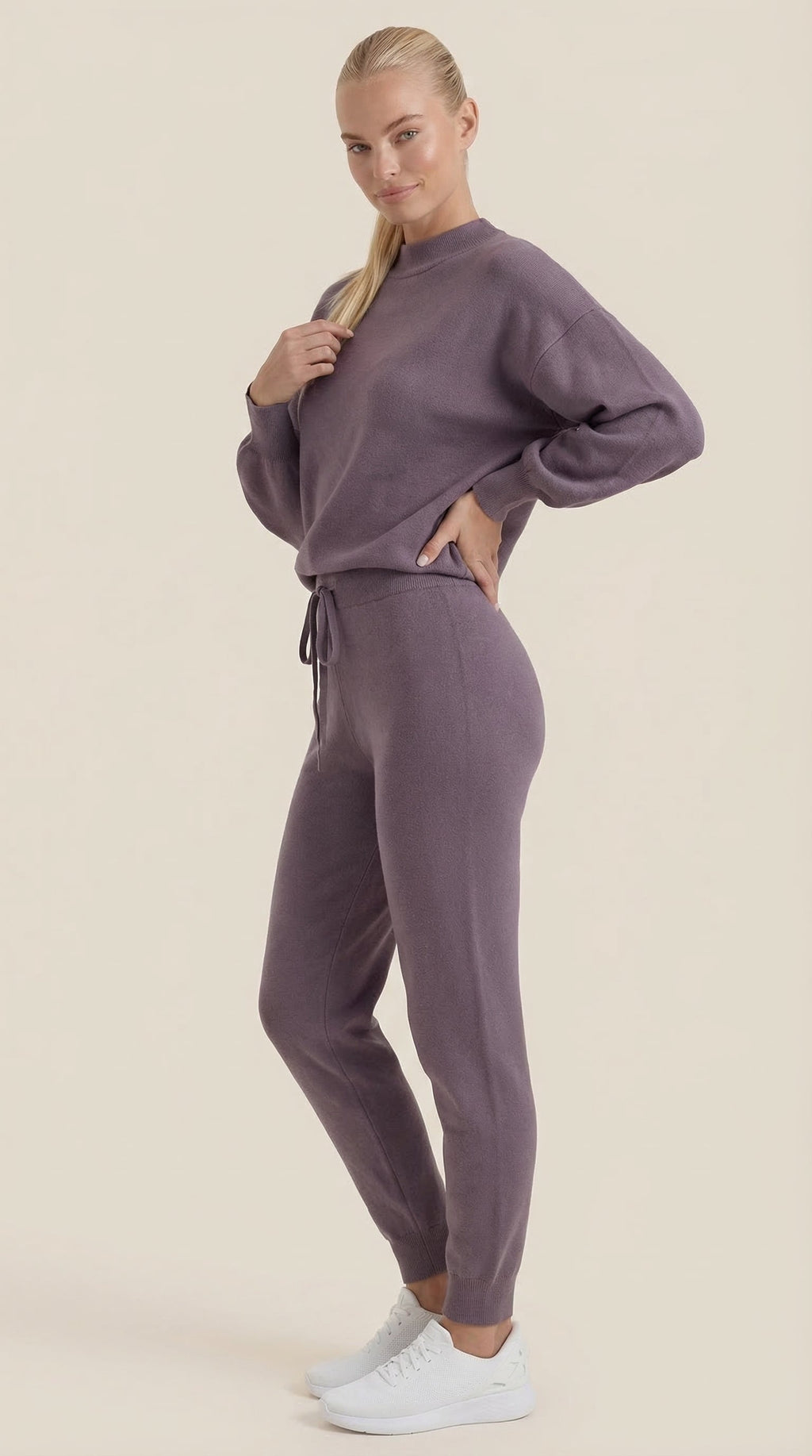 Mavis | Conjunto Lounge de Punto con Cuello Alto