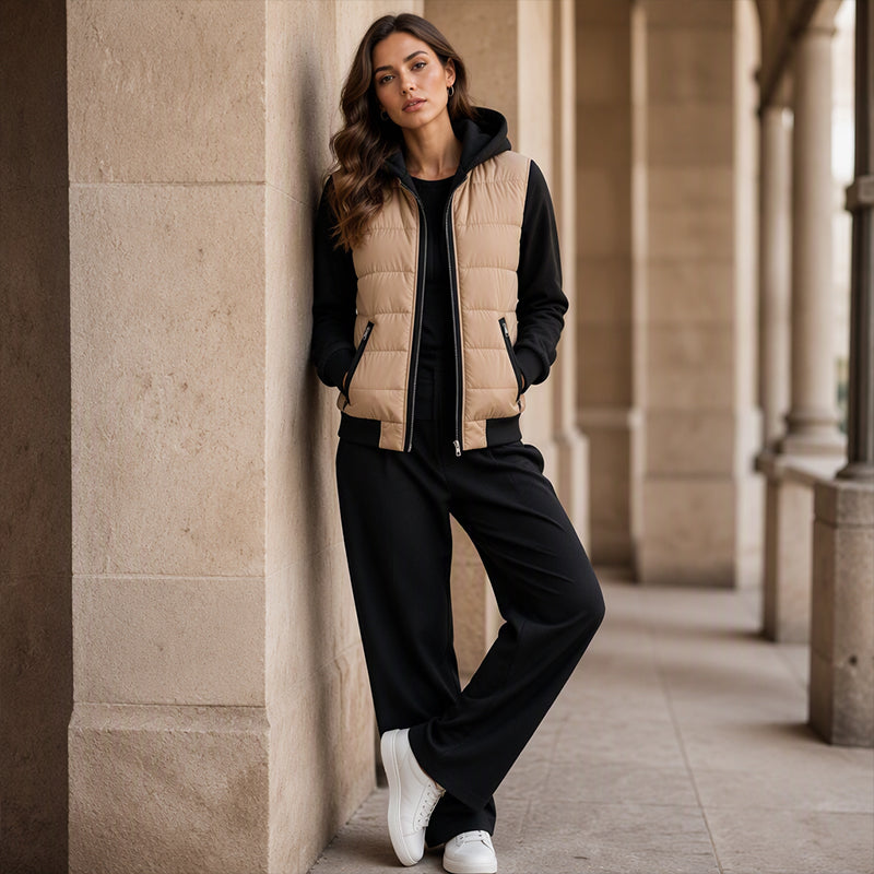 Chaqueta bicolor con capucha
